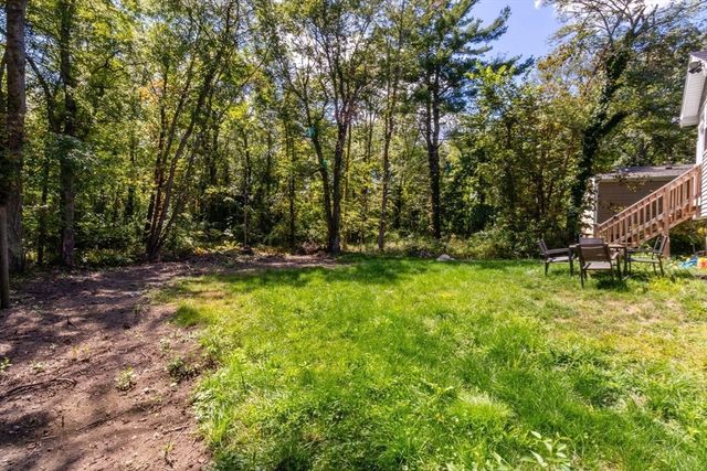 154 Auburn St, Whitman, MA 02382