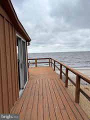 201 S SANDPIPER DR, Dover, DE 19901