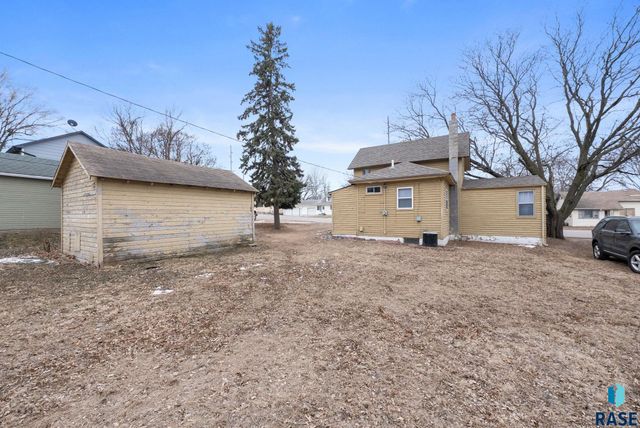 524 N Cliff Ave Avenue, Sioux Falls, SD 57103