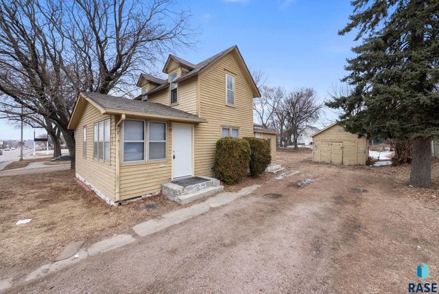 524 N Cliff Ave Avenue, Sioux Falls, SD 57103
