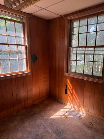 352 Whitney Road, Spartanburg, SC 29303