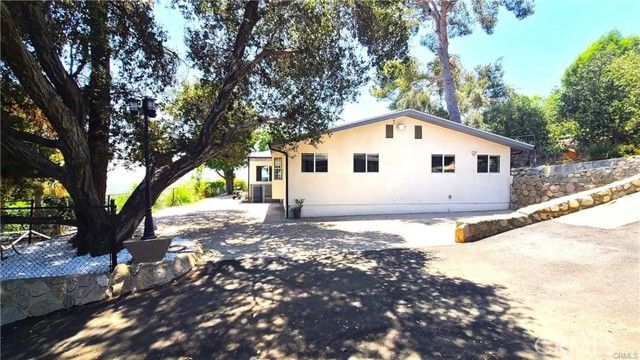 11825 West Trail, Sylmar (los Angeles), CA 91342