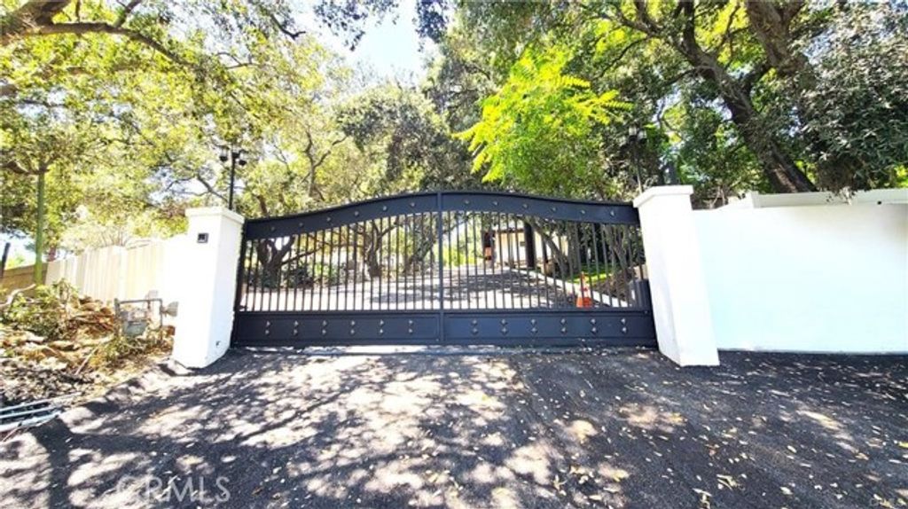 11825 West Trail, Sylmar (los Angeles), CA 91342