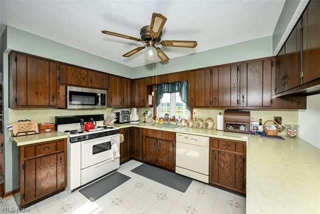 14838 State Route 301, Lagrange, OH 44050