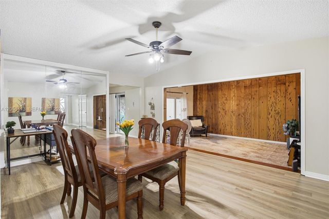 450 E Lakewood Cir E B, Margate, FL 33063
