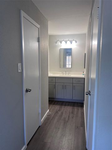 10555 Turtlewood Court 2905, Houston, TX 77072