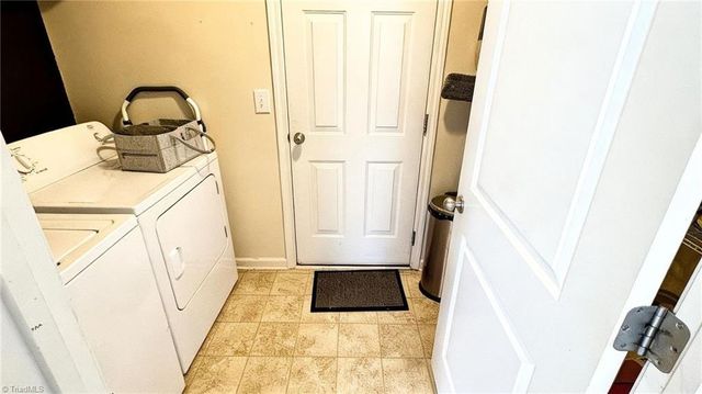 325 Huckleberry Loop, Mebane, NC 27302