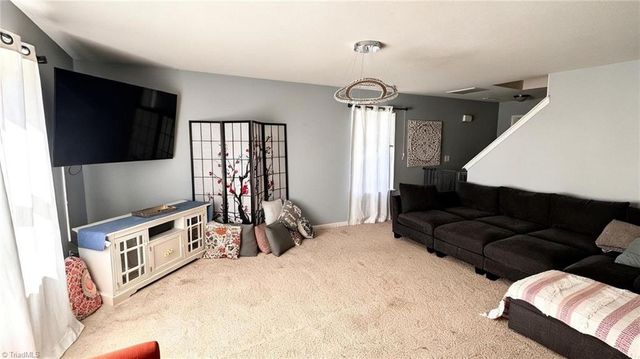325 Huckleberry Loop, Mebane, NC 27302
