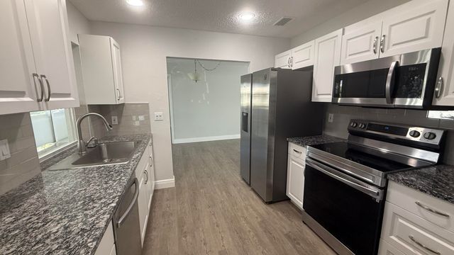 1901 SW 14th Avenue, Boynton Beach, FL 33426