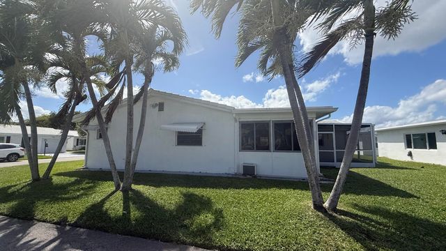 1901 SW 14th Avenue, Boynton Beach, FL 33426