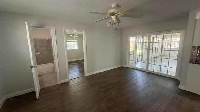 1901 SW 14th Avenue, Boynton Beach, FL 33426