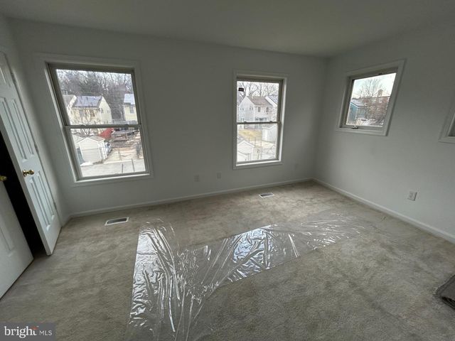 227 54TH ST NE, Washington, DC 20019