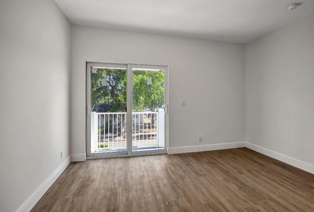 1104 S 20th Avenue, Hollywood, FL 33020