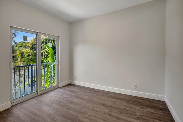 1104 S 20th Avenue, Hollywood, FL 33020