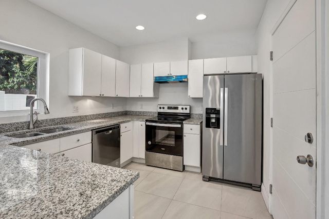 1104 S 20th Avenue, Hollywood, FL 33020