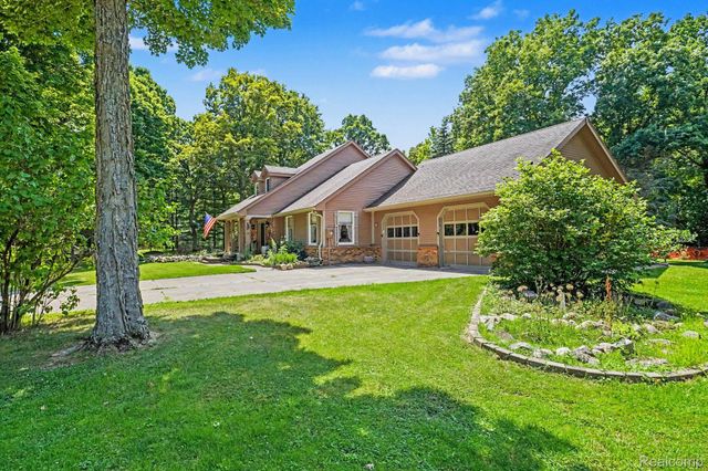 3284 Pratt Road, Hadley Township, MI 48455
