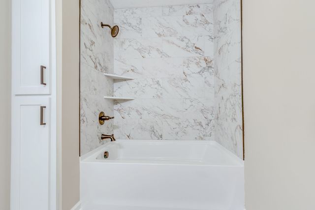 3811 Highway 52, E, Bethpage, TN 37022