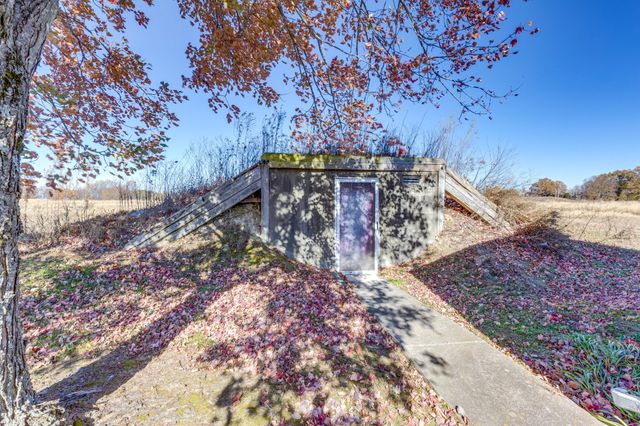 3811 Highway 52, E, Bethpage, TN 37022