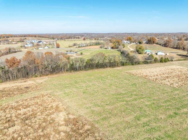 3811 Highway 52, E, Bethpage, TN 37022