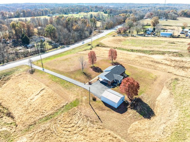 3811 Highway 52, E, Bethpage, TN 37022