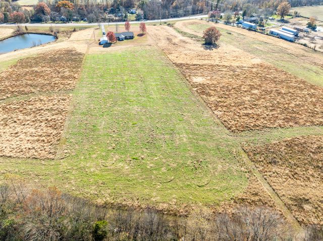 3811 Highway 52, E, Bethpage, TN 37022