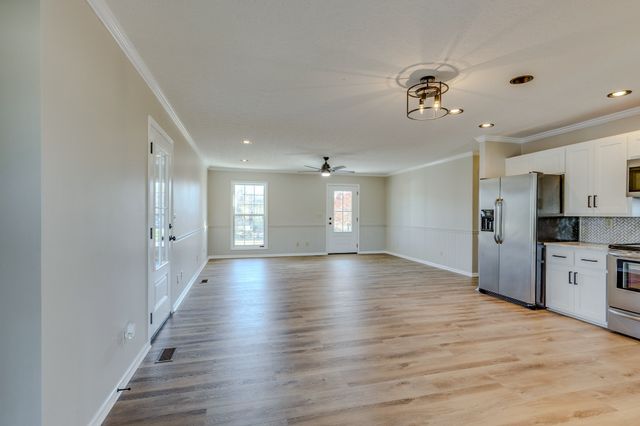 3811 Highway 52, E, Bethpage, TN 37022