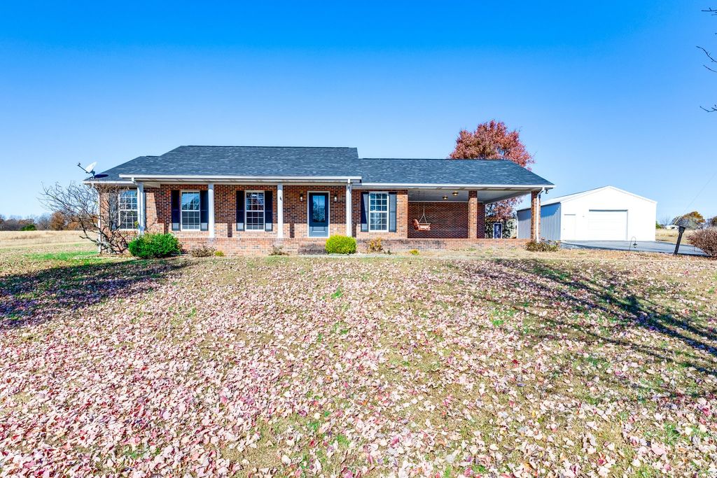 3811 Highway 52, E, Bethpage, TN 37022