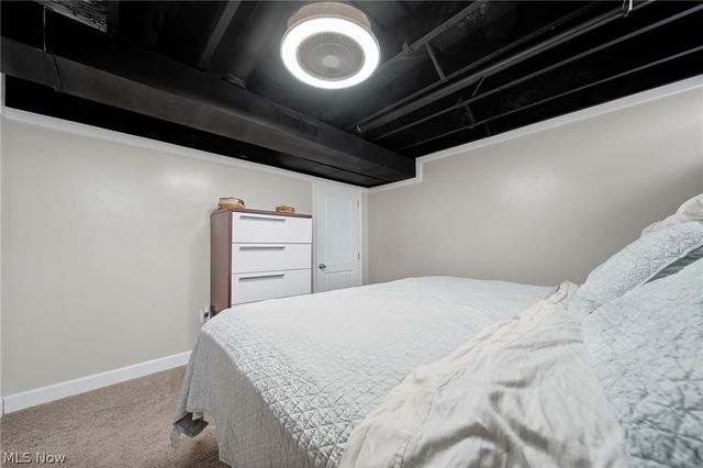 6101 Skylark Street SW, Canton, OH 44706