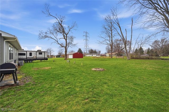 6101 Skylark Street SW, Canton, OH 44706