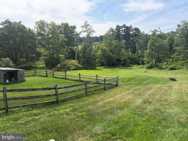 456 ANTIETAM RD, Reading, PA 19606