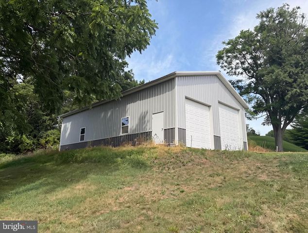 456 ANTIETAM RD, Reading, PA 19606