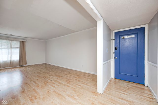 6417 Park Central Drive W D, Indianapolis, IN 46260