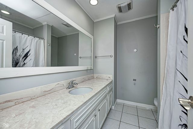 6417 Park Central Drive W D, Indianapolis, IN 46260