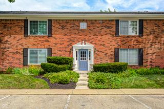 6417 Park Central Drive W D, Indianapolis, IN 46260