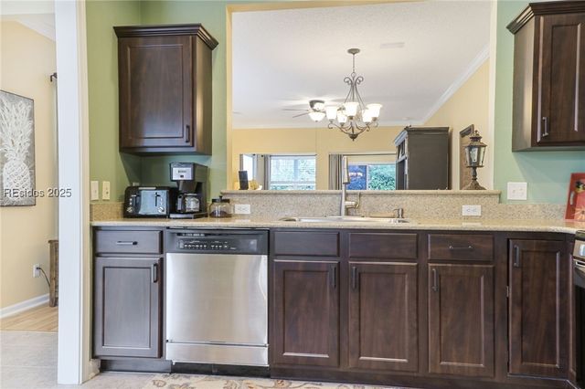 11 Scenic Dr, Bluffton, SC 29909