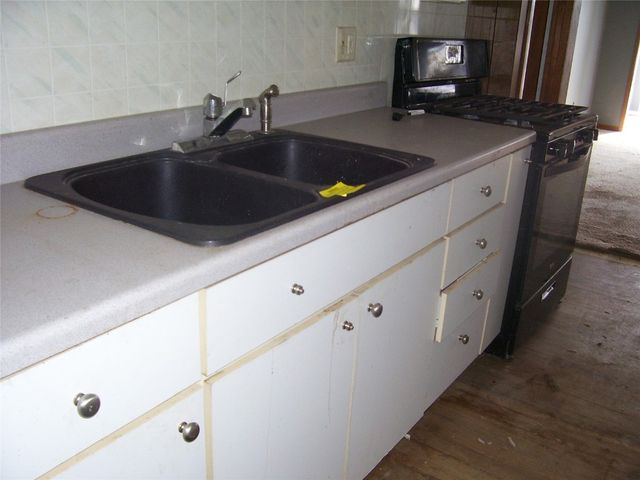 1817 H Street, Iowa City, IA 52240