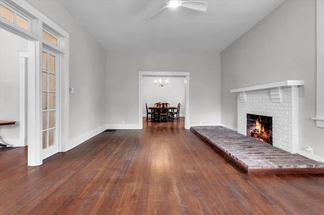 2031 CENTRAL AVE, Memphis, TN 38104