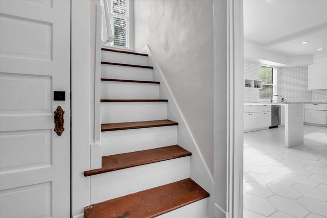 2031 CENTRAL AVE, Memphis, TN 38104