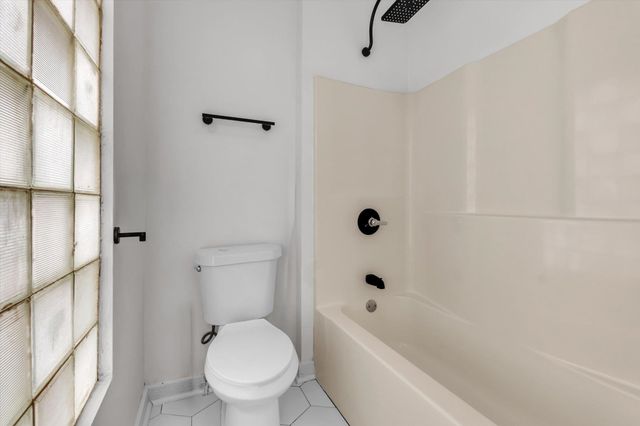 2031 CENTRAL AVE, Memphis, TN 38104