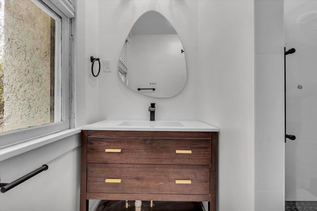 2031 CENTRAL AVE, Memphis, TN 38104