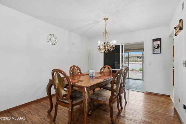 334 S Vista Del Rio, Green Valley, AZ 85614