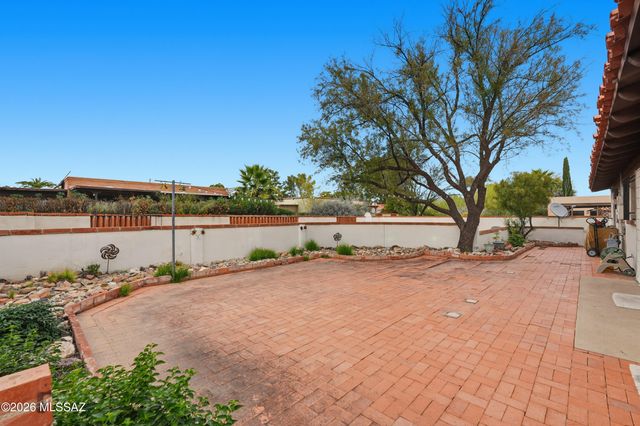 334 S Vista Del Rio, Green Valley, AZ 85614