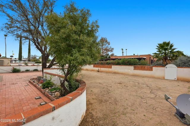 334 S Vista Del Rio, Green Valley, AZ 85614