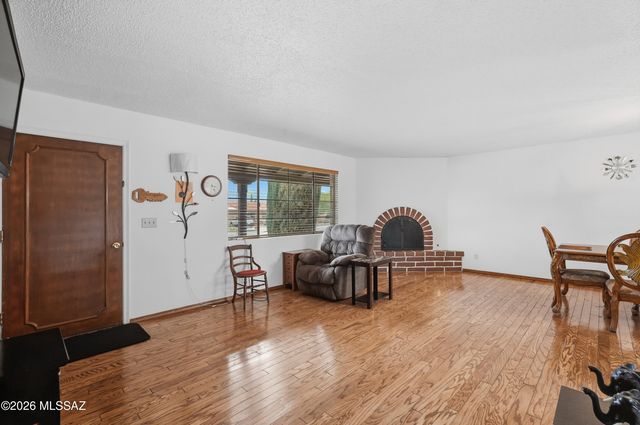 334 S Vista Del Rio, Green Valley, AZ 85614