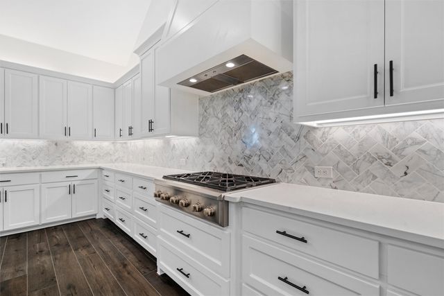 1713 Prairie Ridge Road, Fort Worth, TX 76008