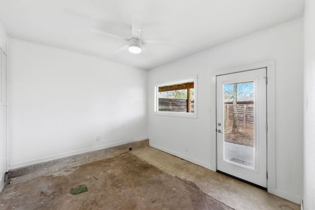 3408 Dolphin DR A, Austin, TX 78704