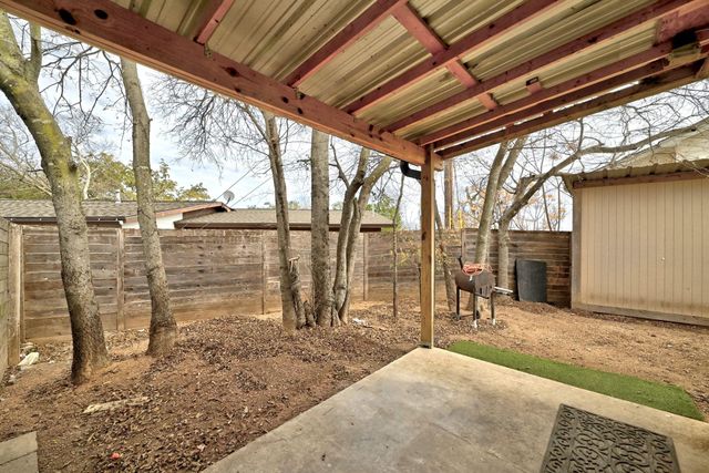 3408 Dolphin DR A, Austin, TX 78704