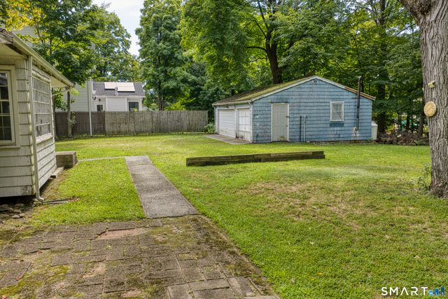 475 Stratfield Road, Fairfield, CT 06825