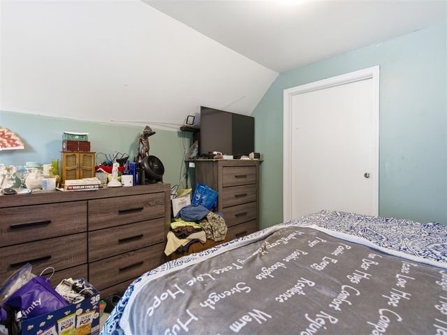 25073 Andover Drive, Dearborn Heights, MI 48125