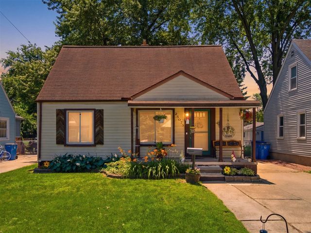 25073 Andover Drive, Dearborn Heights, MI 48125